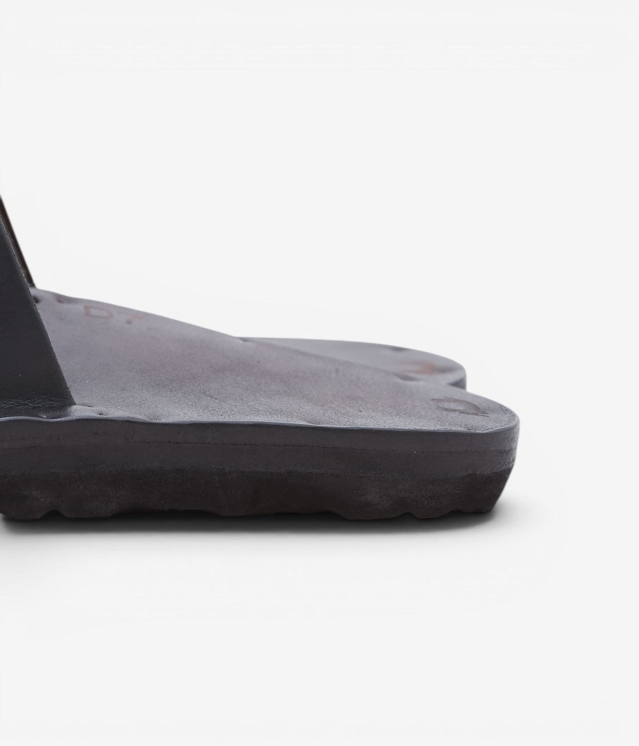 JUTTA NEUMANN ''ALICE (LATIGO LEATHER) ''(BLACK)