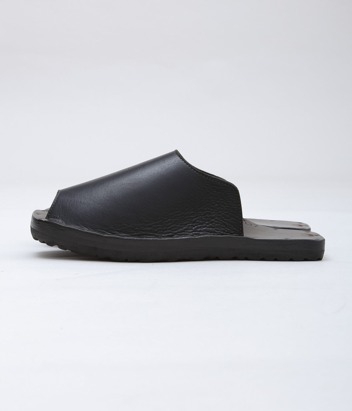 JUTTA NEUMANN ''KAHTAN'' (BLACK)