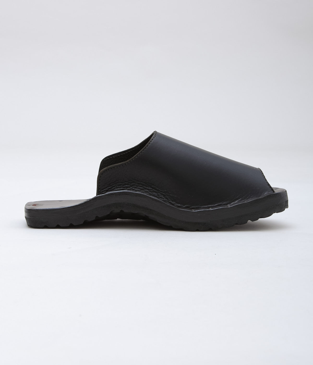 JUTTA NEUMANN ''KAHTAN'' (BLACK)
