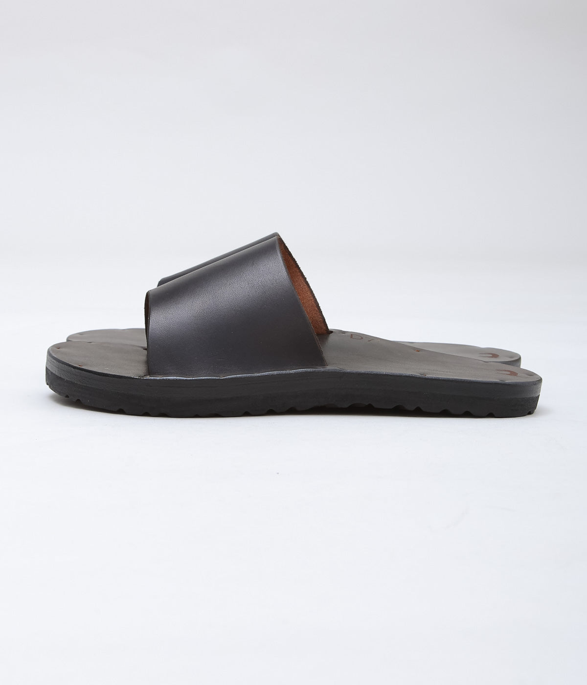 JUTTA NEUMANN ''SIMONE'' (BLACK)