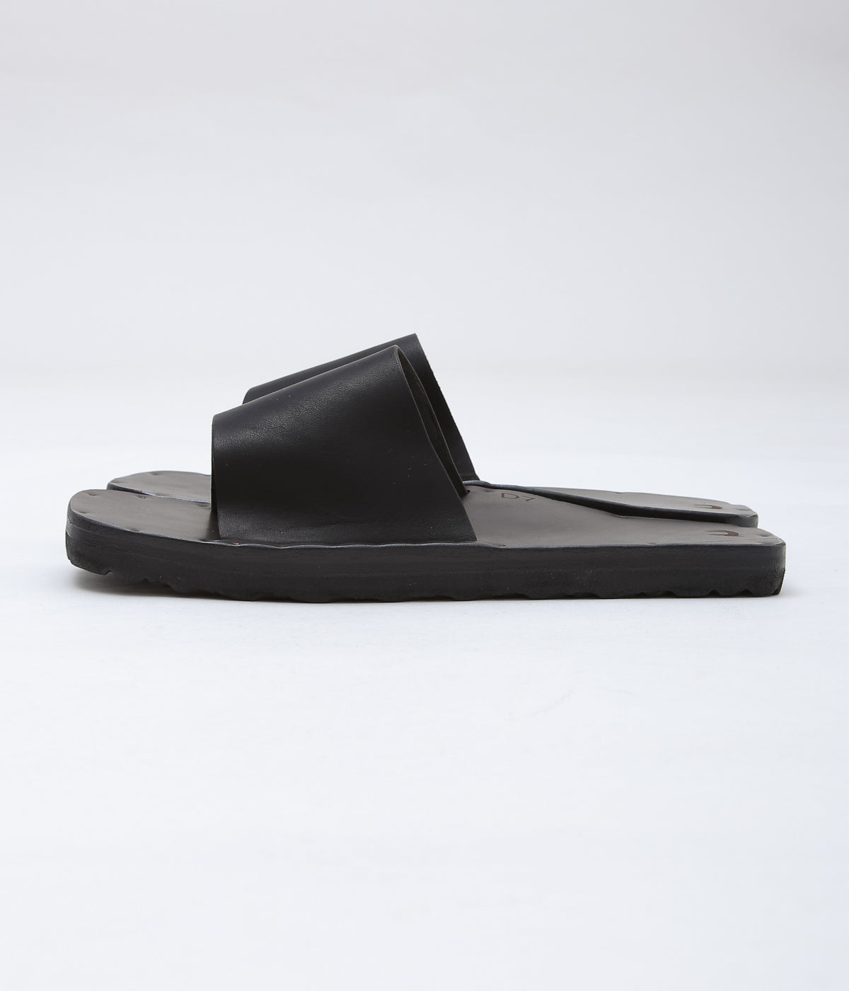 JUTTA NEUMANN ''SIMONE SQUARE'' (BLACK)