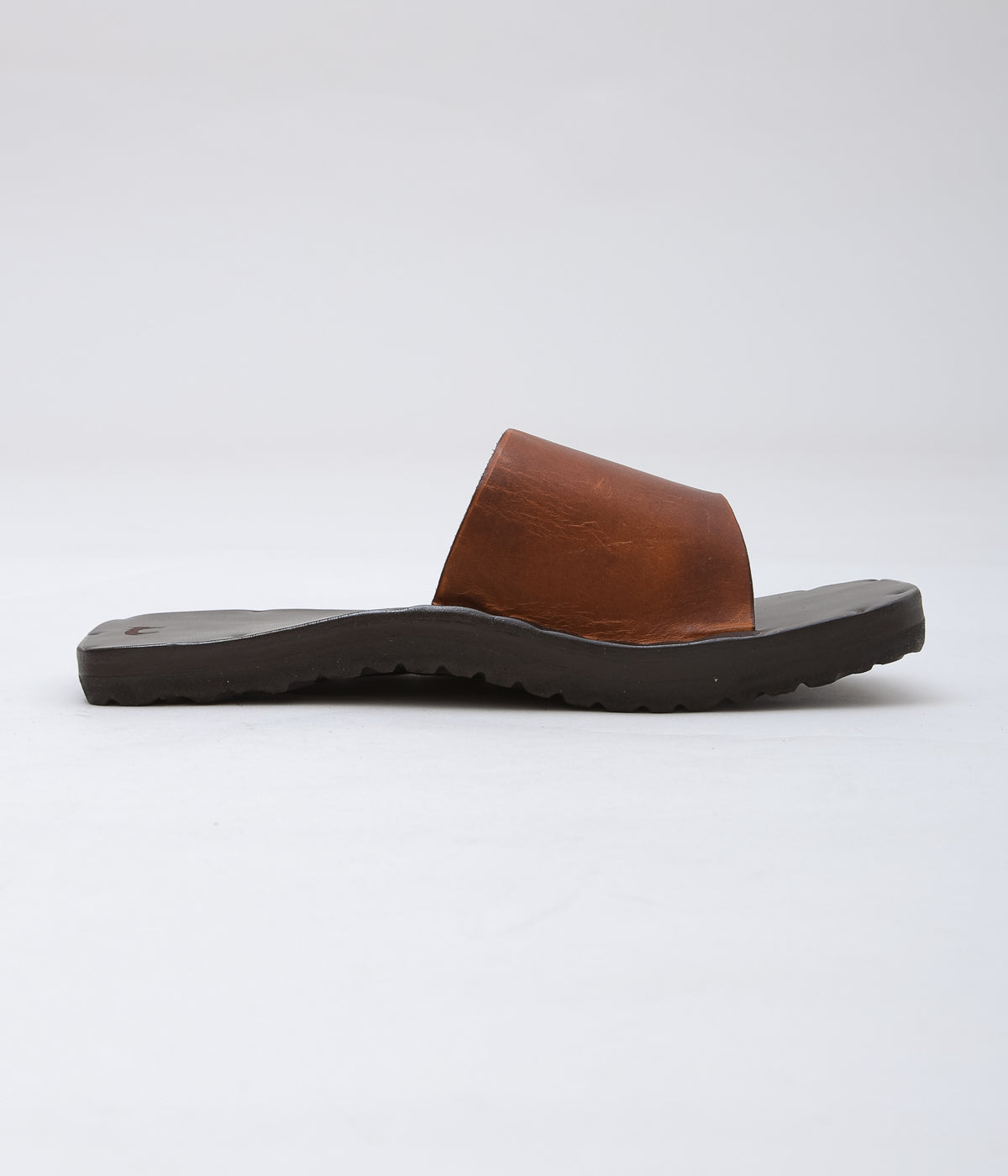 JUTTA NEUMANN ''SIMONE SQUARE'' (CHESNUT)