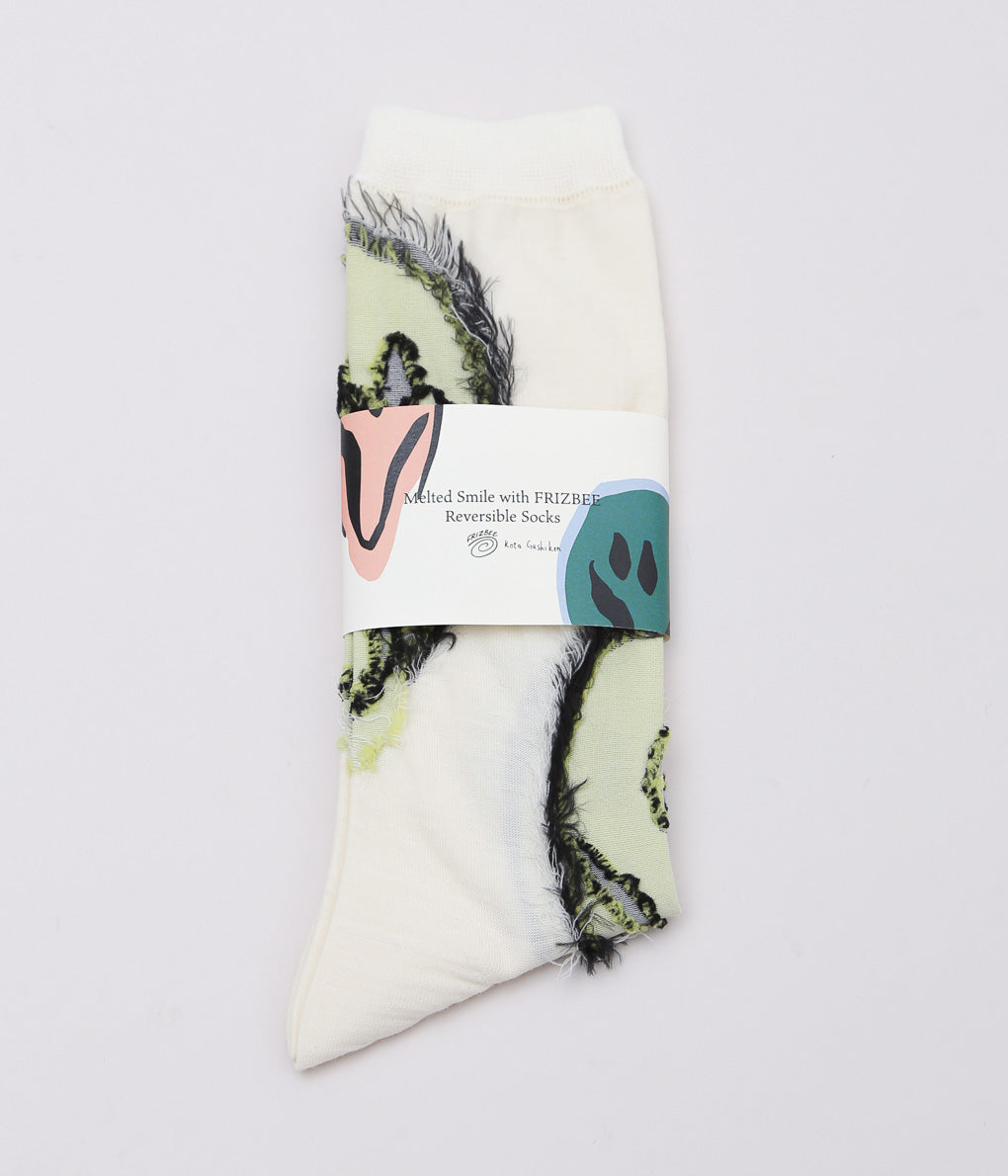 KOTA GUSHIKEN ''MELTED SMILE WITH FRIZBEE REVERSIBLE SOCKS''(WHITE)