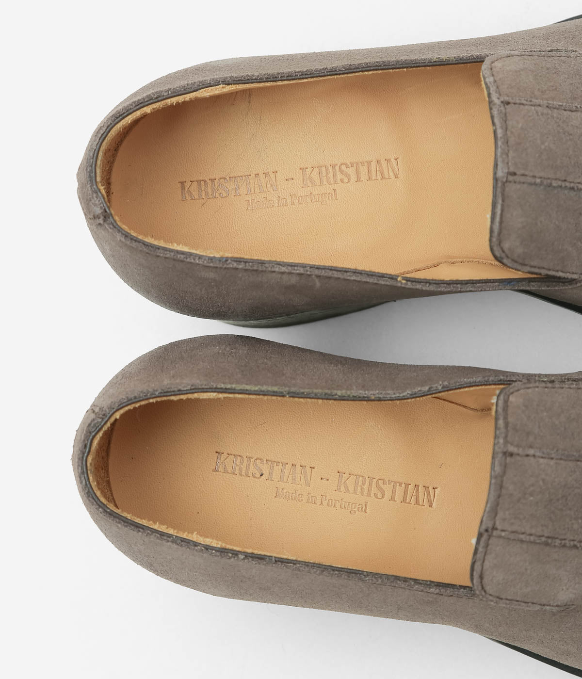 KRISTIAN-KRISTIAN ''PEDESTRIAN LOAFER'' (GREY / WAXED SUEDE)