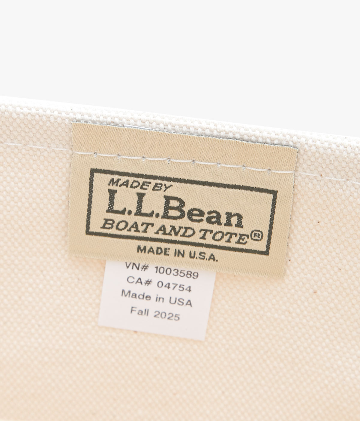 L.L. BEAN "BOAT&TOTE BAG MEDIUM" (SEABOARD BLUE)