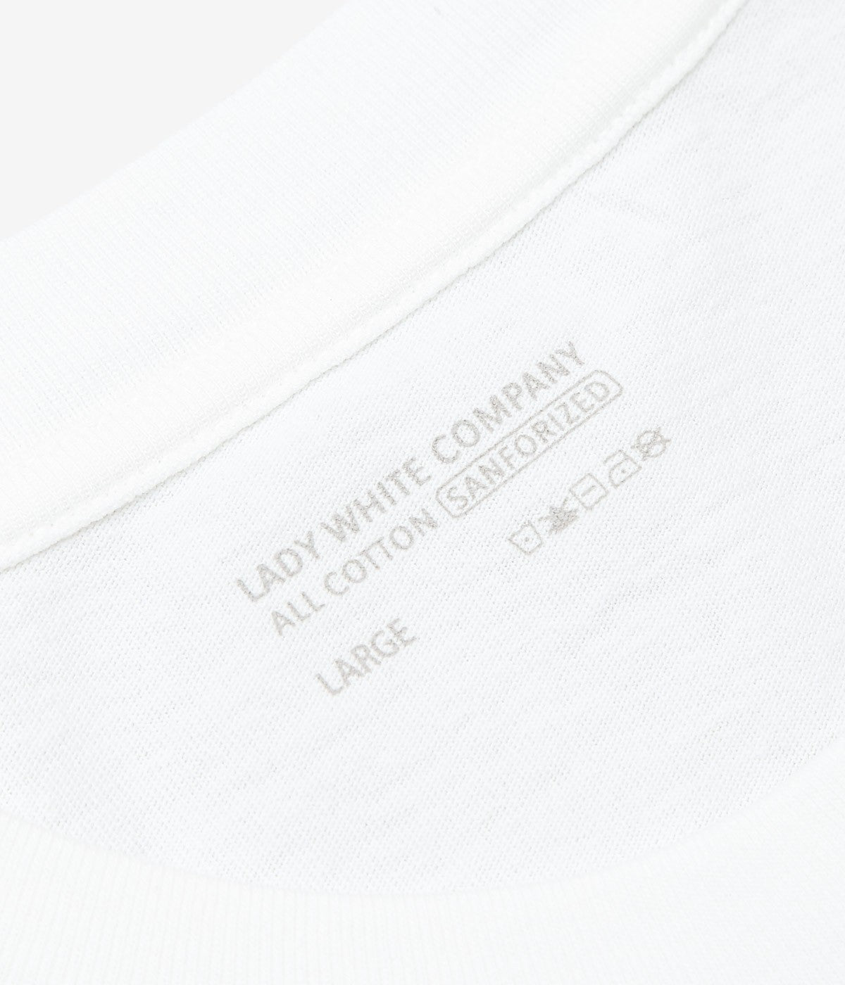 LADY WHITE "MUNICIPAL T-SHIRT" (WHITE)