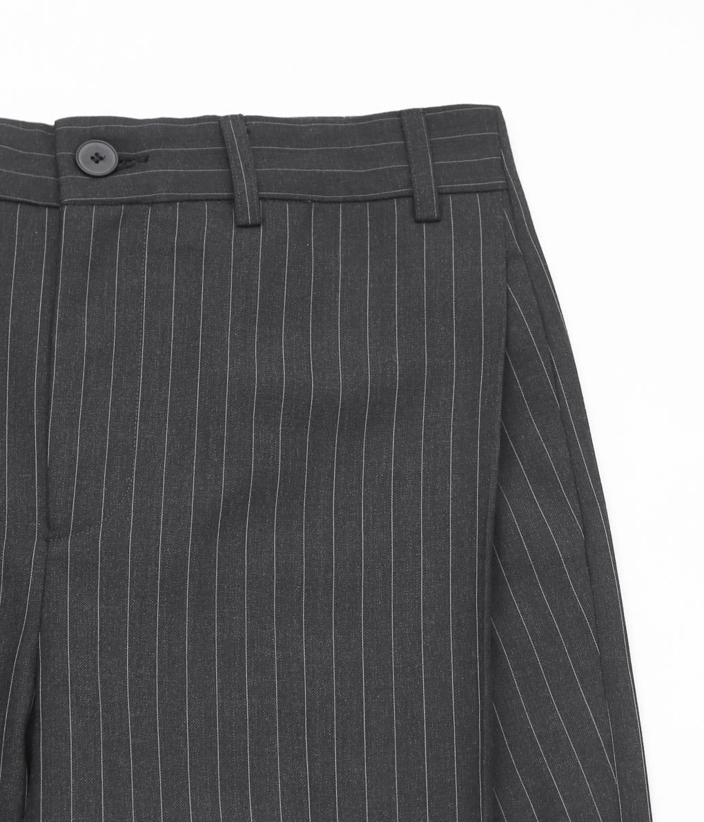 LEA BOBERG ''D.P. TROUSERS (BATEMAN OGDEN)'' (CHARCOAL / WHITE STRIPE)