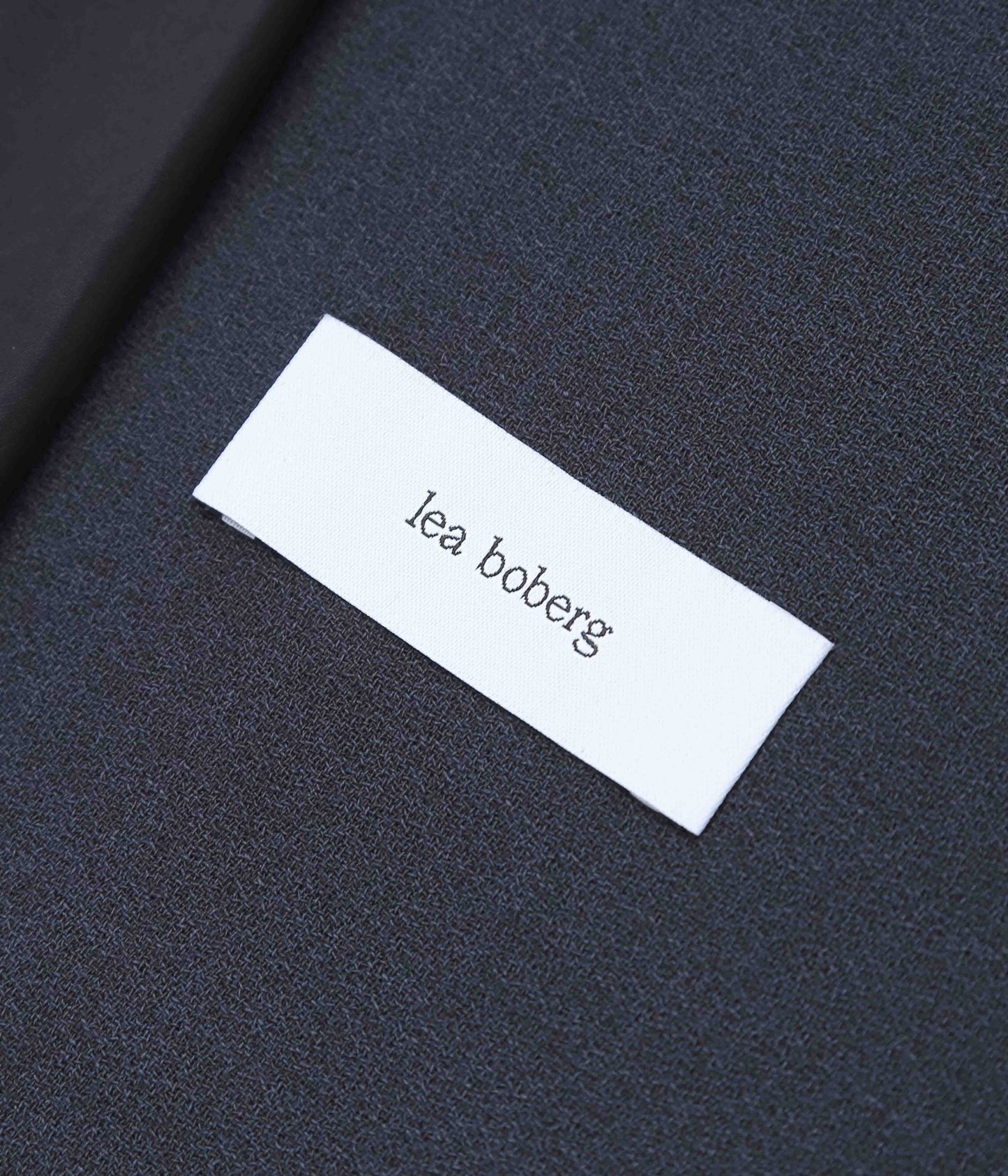 LEA BOBERG ''R.P.L. BLAZER｜BRITISH WOOL CREPE'' (NAVY)