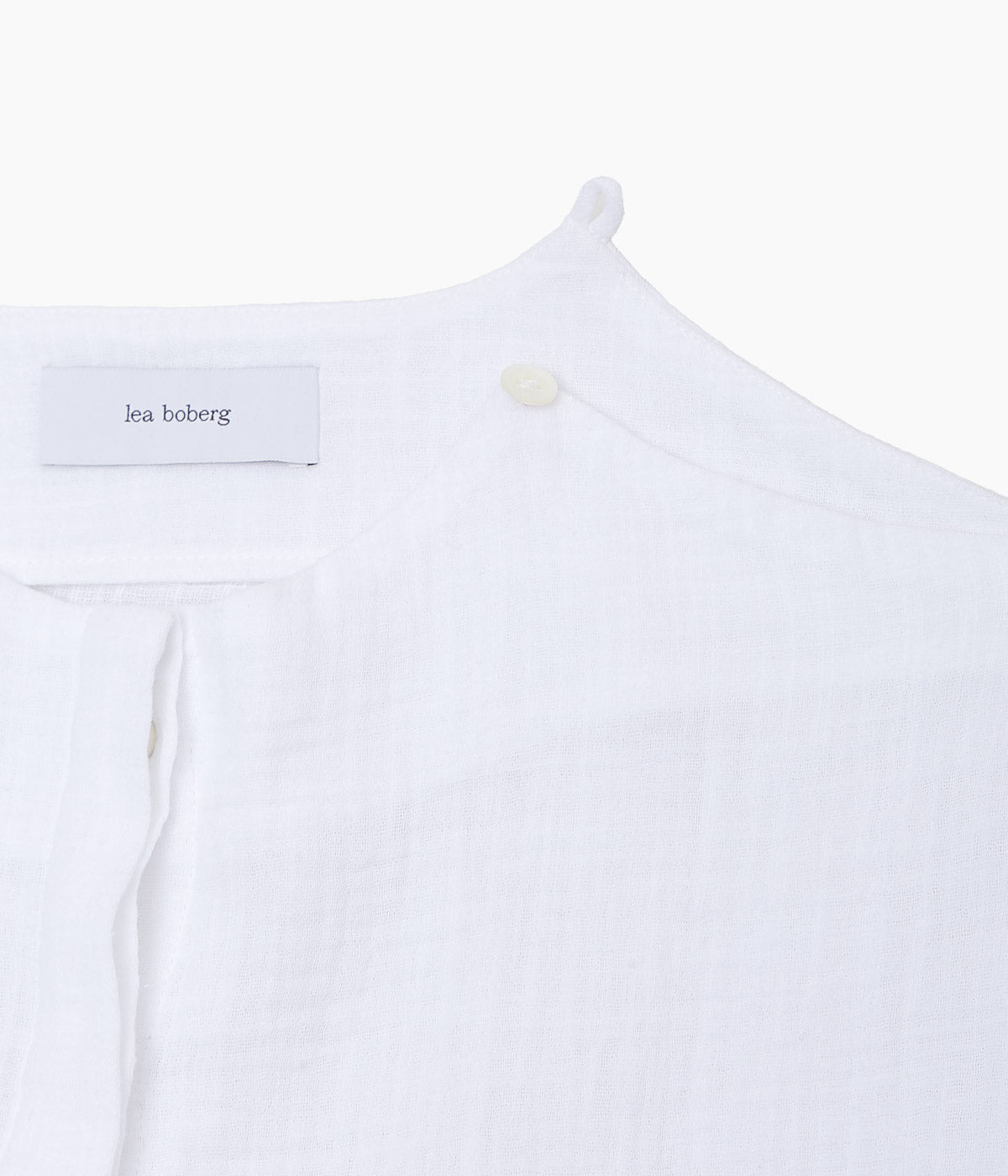 LEA BOBERG ''SLIT SHIRT (BRITISH ORGANIC COTTON GAUZE)'' (WHITE)