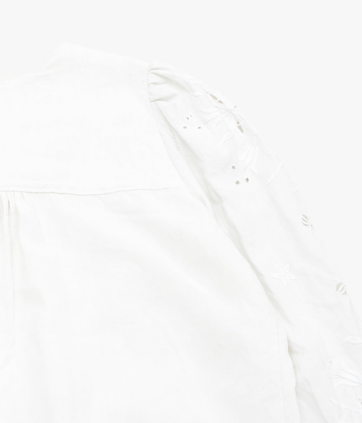 MAISON FLORE ''BLEUET'' (WHITE 4)