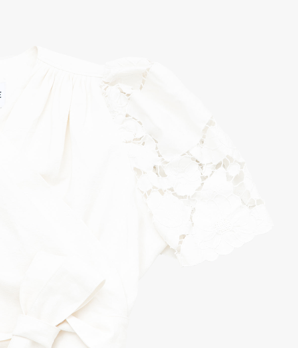 MAISON FLORE ''VIOLETE'' (WHITE 1)