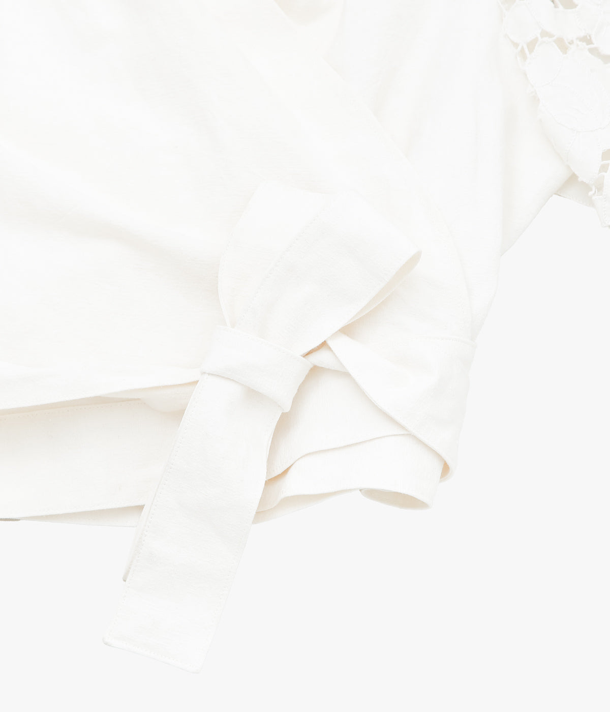 MAISON FLORE ''VIOLETE'' (WHITE 1)