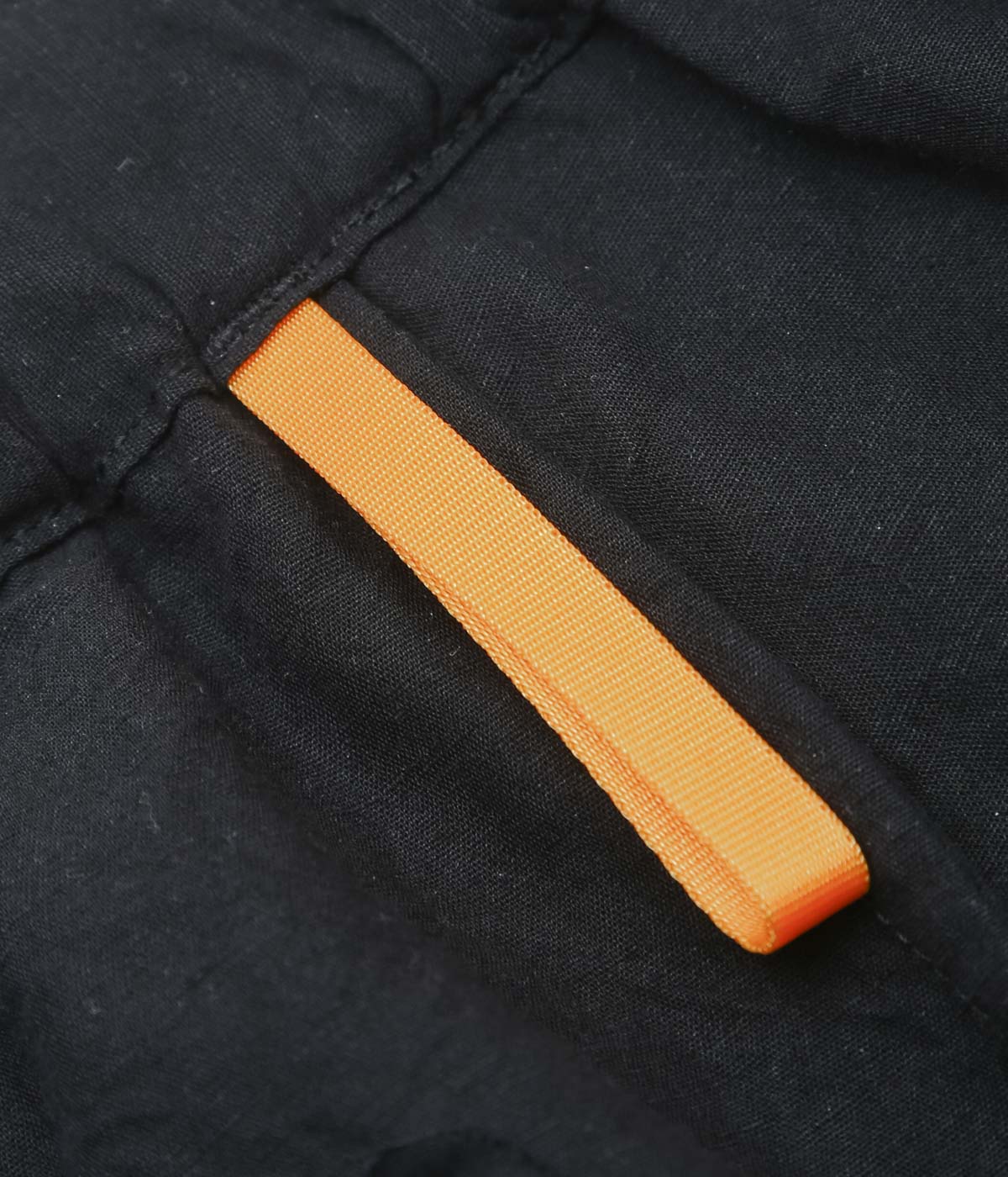 MAN-TLE ''SOLID PANTS'' (BLACK LINEN)