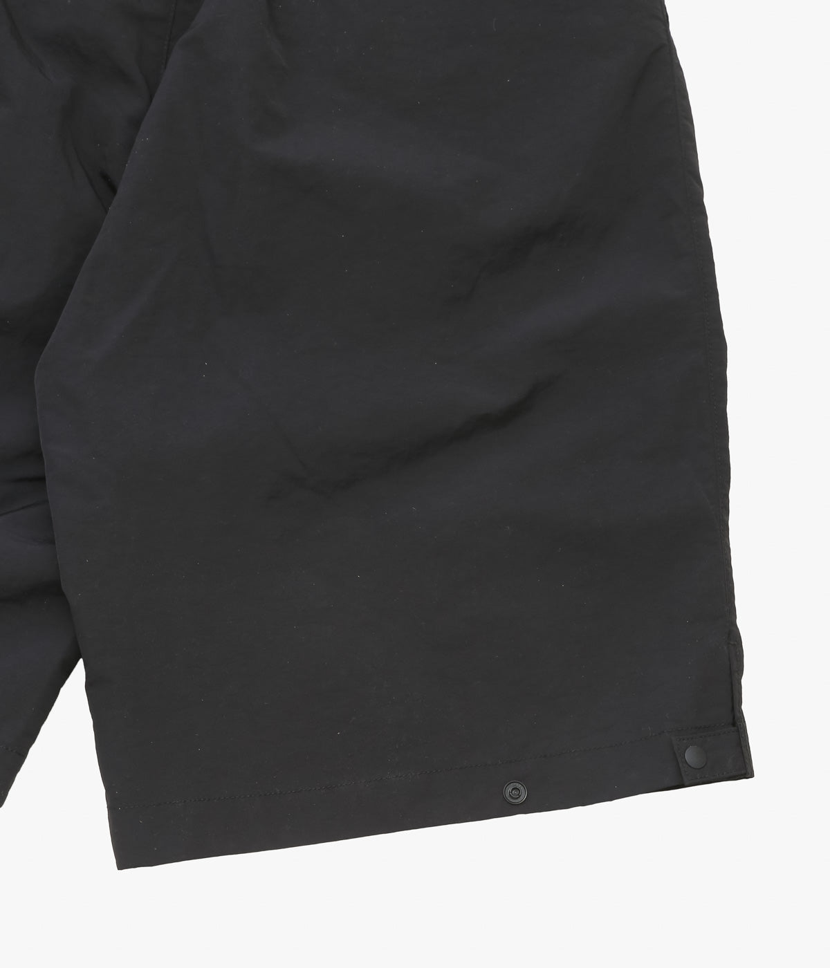 迷迭香 ''NYLON HARVEST LOOSE SHORTS'' (BLK) – THE STORE BY MAIDENS