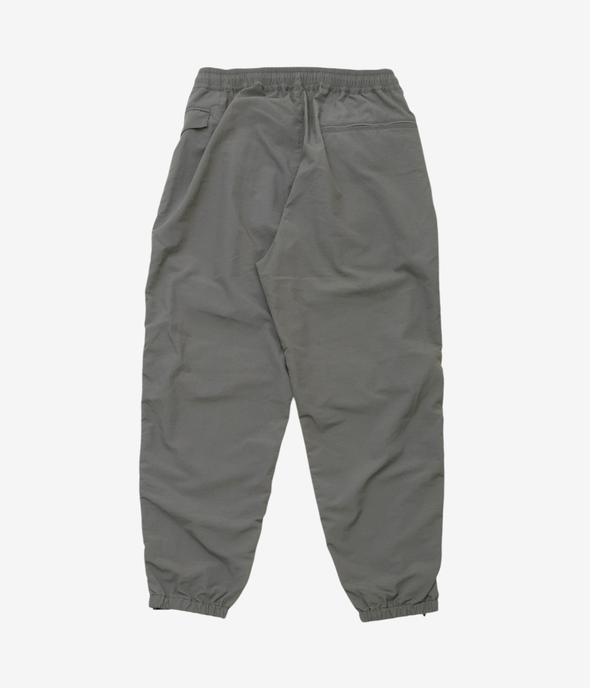 迷迭香 ''NYLON HARVEST TRAINER CLASSIC '' (DGR 26AW)