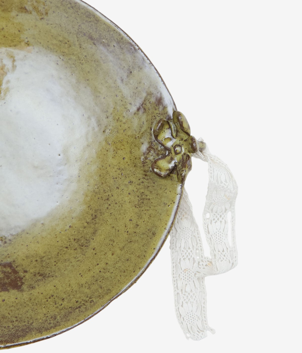 MARGOT LACOMBE ''PLATE RIBBONS'' (OLIVE 1)