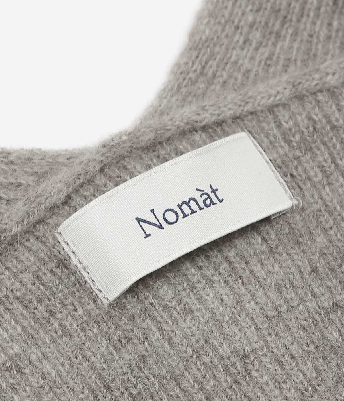 NOMAT ''YAK V-NECK SWEATER'' (GREY)