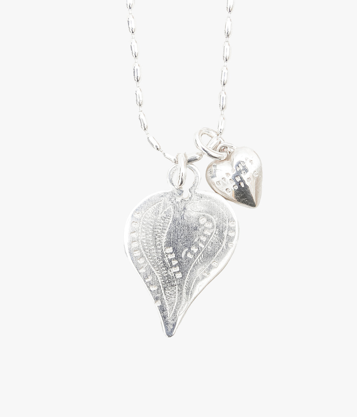 ORNAMENT&CRIME ''HEART CHARM RICE CHAIN NECKLACE W/ MINI HEART'' (SILVER/BRASS)