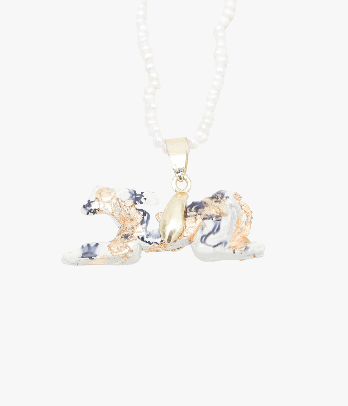 ORNAMENT&CRIME "O&C PEARL CHAIN WITH HORSE CHARM" (PEARL/BRASS/SILVER)