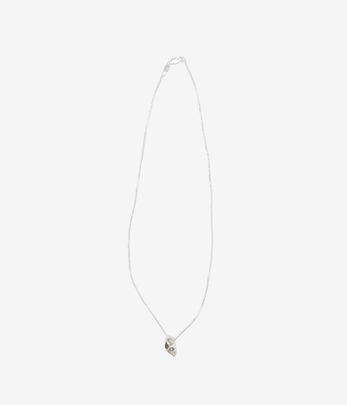 P.NINA ''VENUS PEARL NECKLACE'' (BLUE)