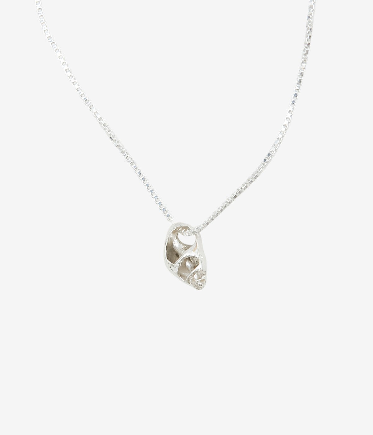 P.NINA ''VENUS PEARL NECKLACE'' (BLUE)
