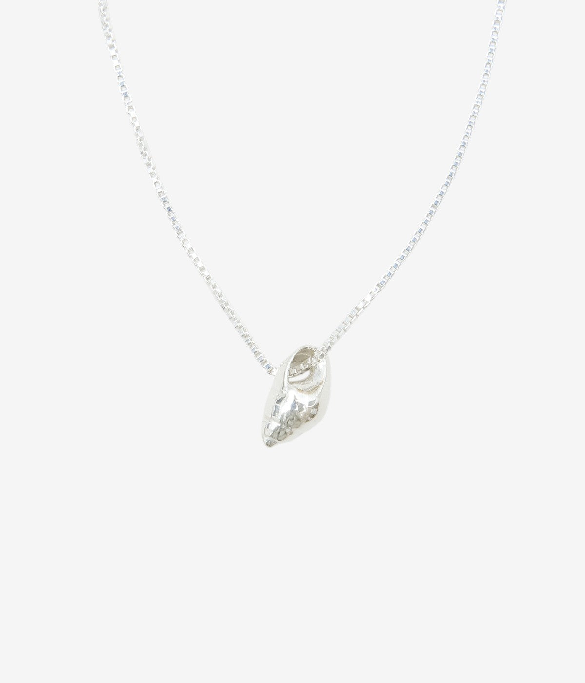 P.NINA ''VENUS PEARL NECKLACE'' (BROWN)