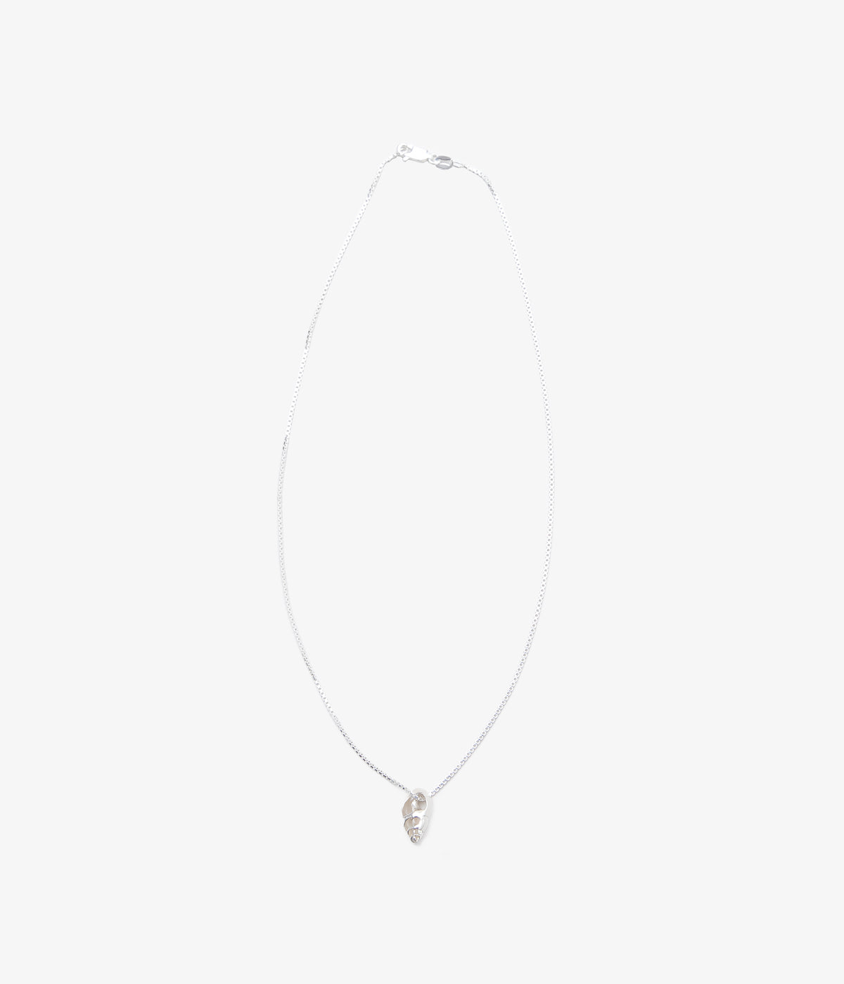 P.NINA ''VENUS PEARL NECKLACE'' (CREAM)