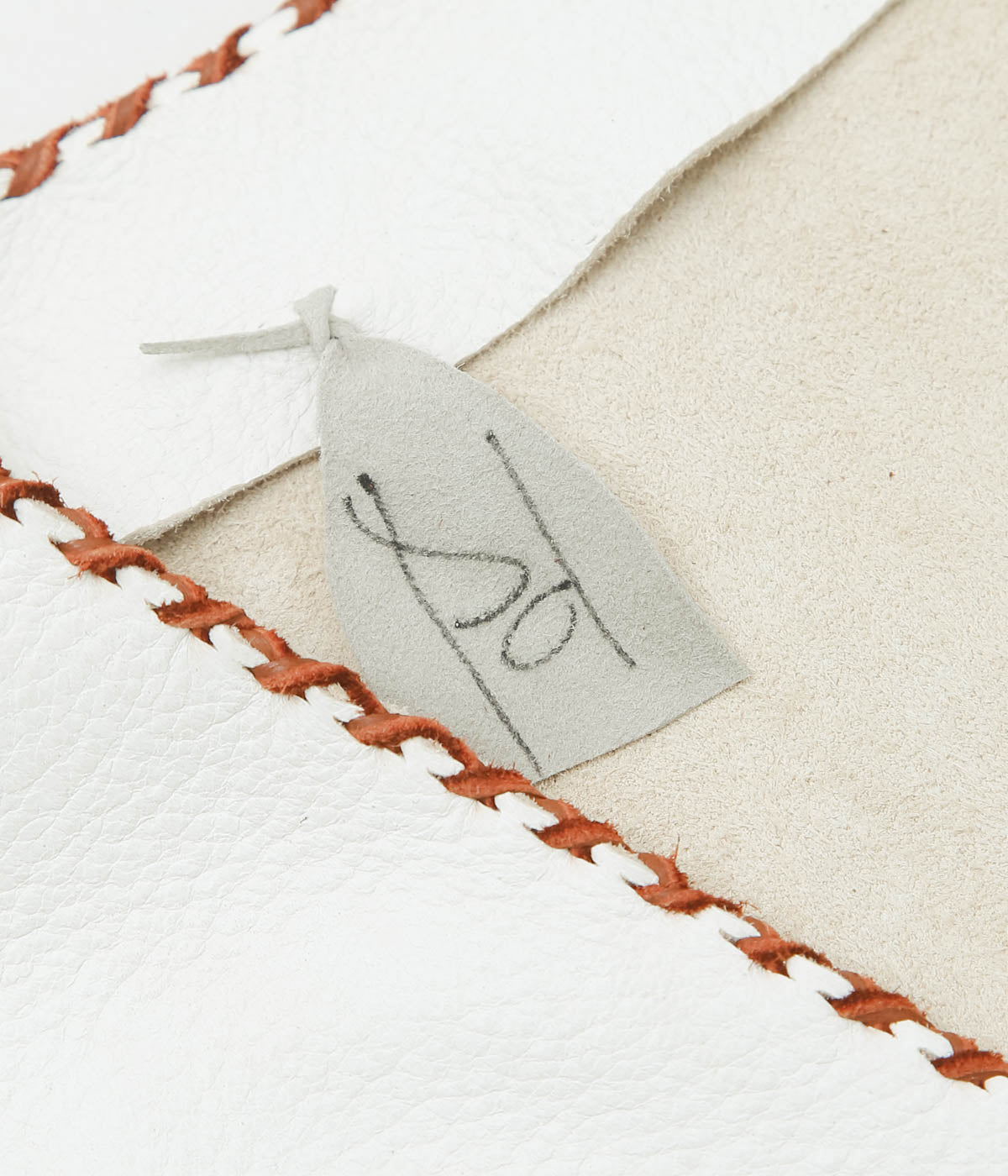 PAM DIETRICH ''DEERSKIN VEST'' (CREAM｜TOBACCO  GRAIN)