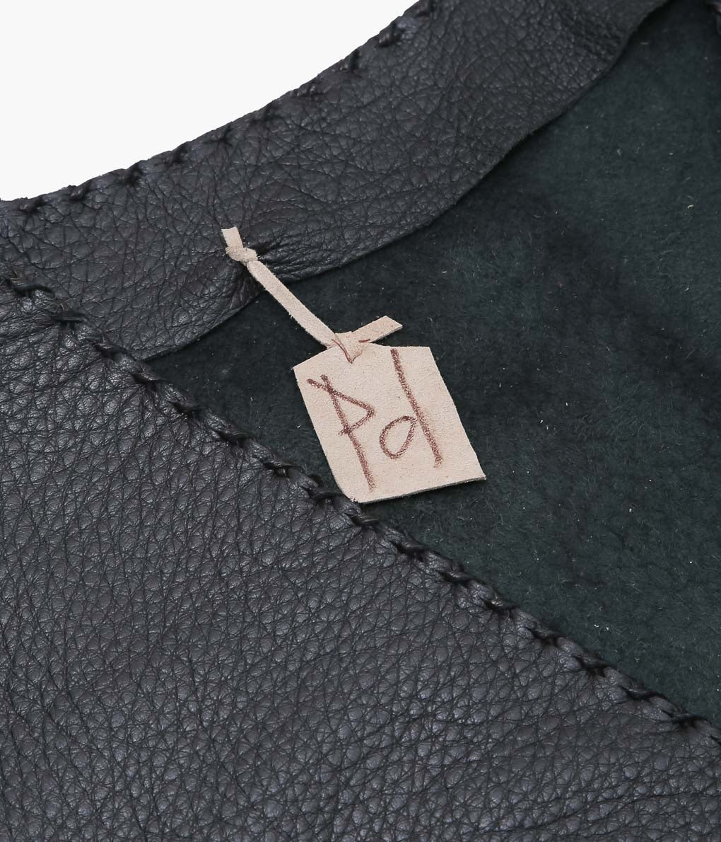 PAM DIETRICH ''DEERSKIN VEST'' (NZ BALACK)
