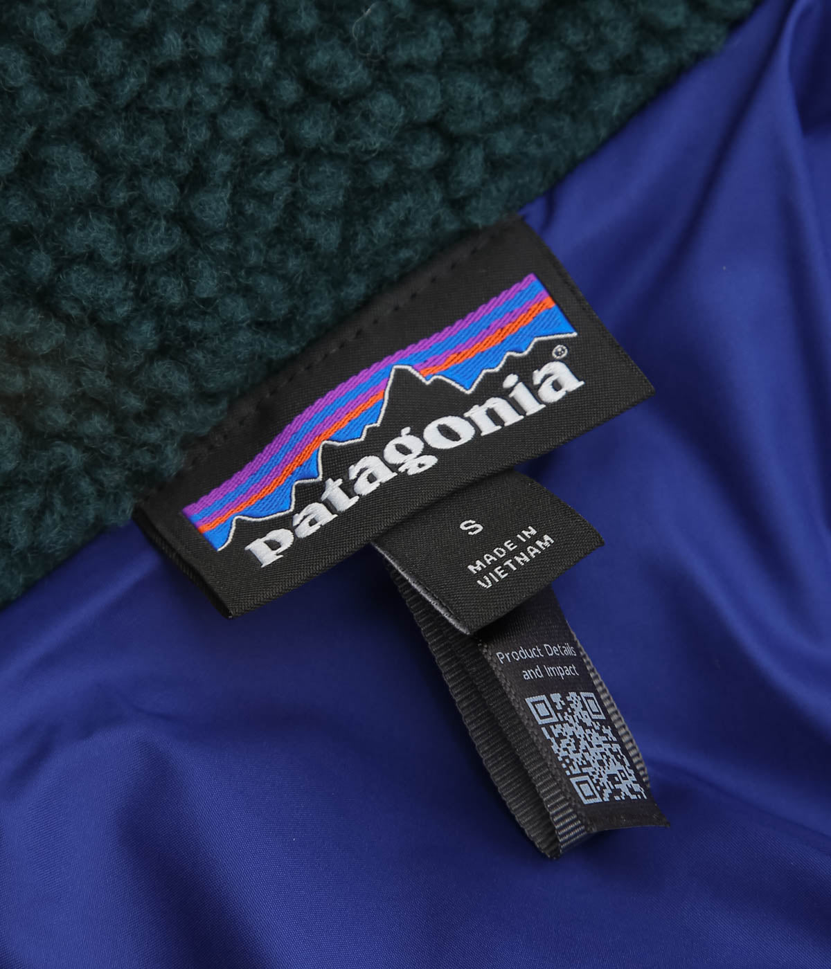 PATAGONIA ''M'S CLASSIC RETRO-X JKT'' (CASG)