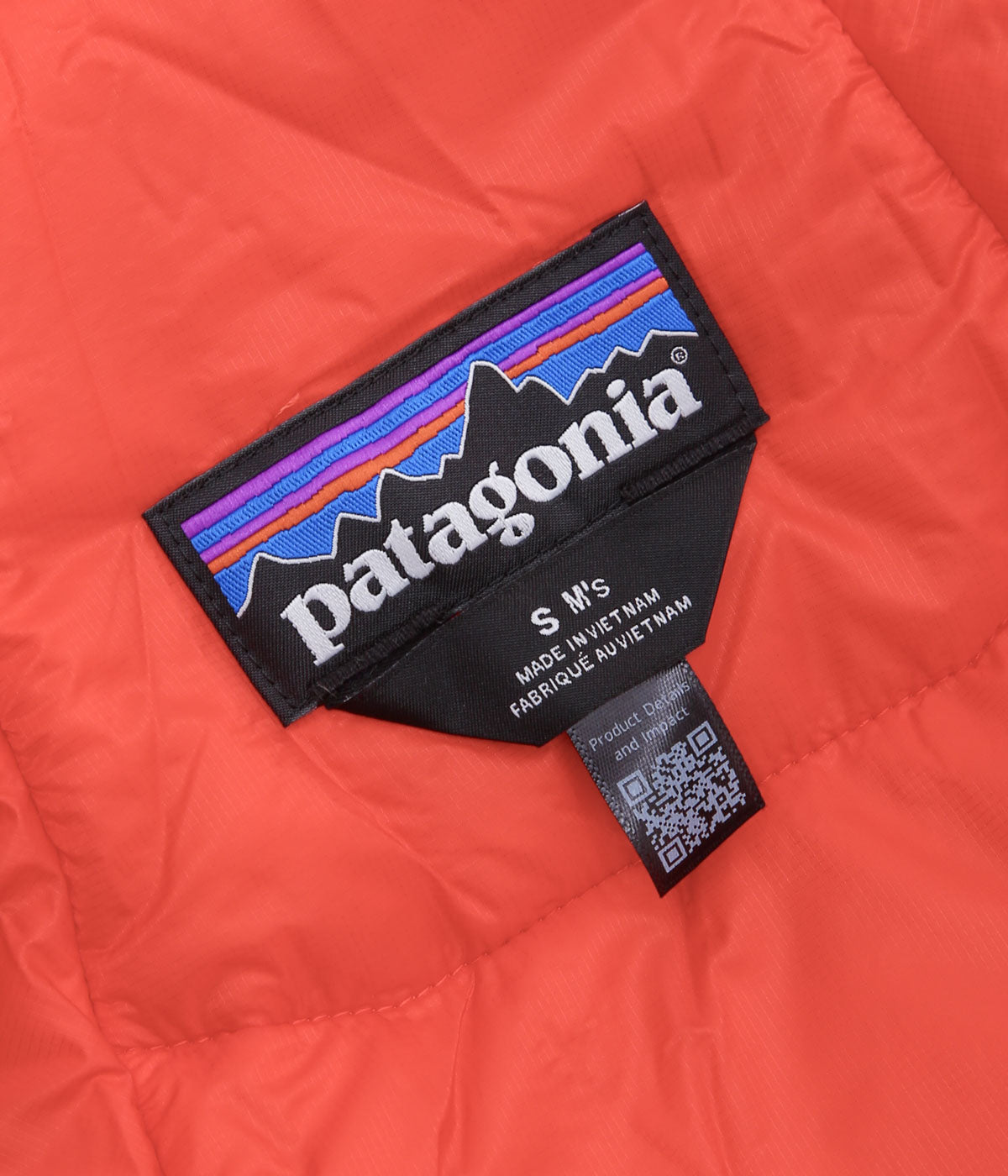 PATAGONIA ''M'S DAS PARKA'' (AMANITA RED)