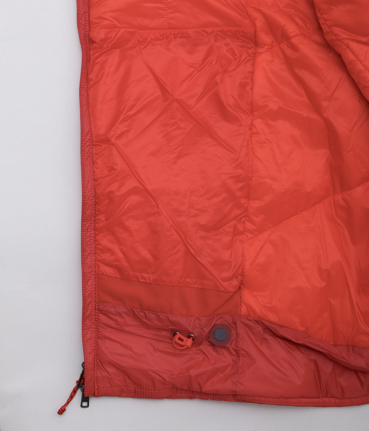PATAGONIA ''M'S DAS PARKA'' (AMANITA RED)