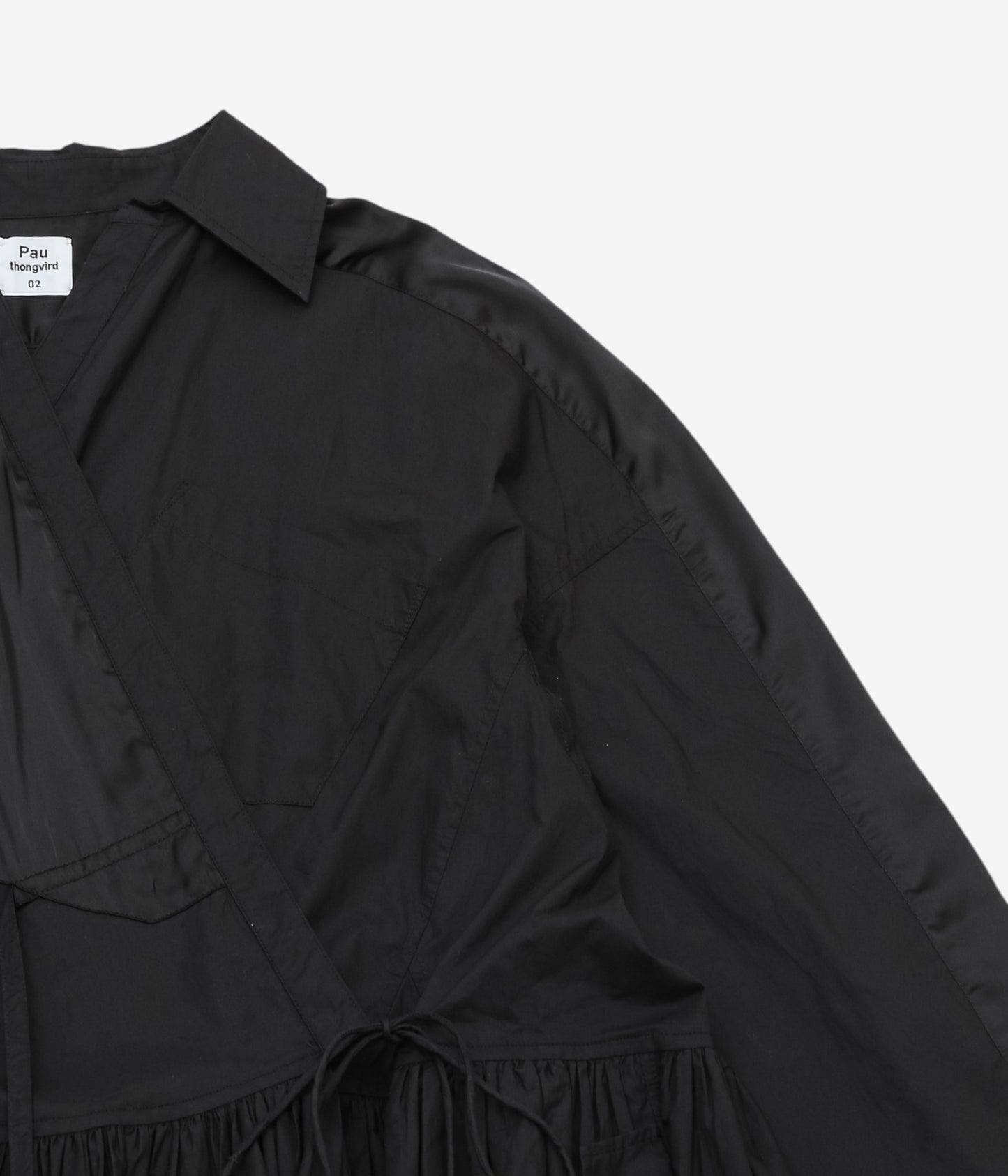 PAU THONGVIRD ''ギャザーコートワンピース'' (BLACK)