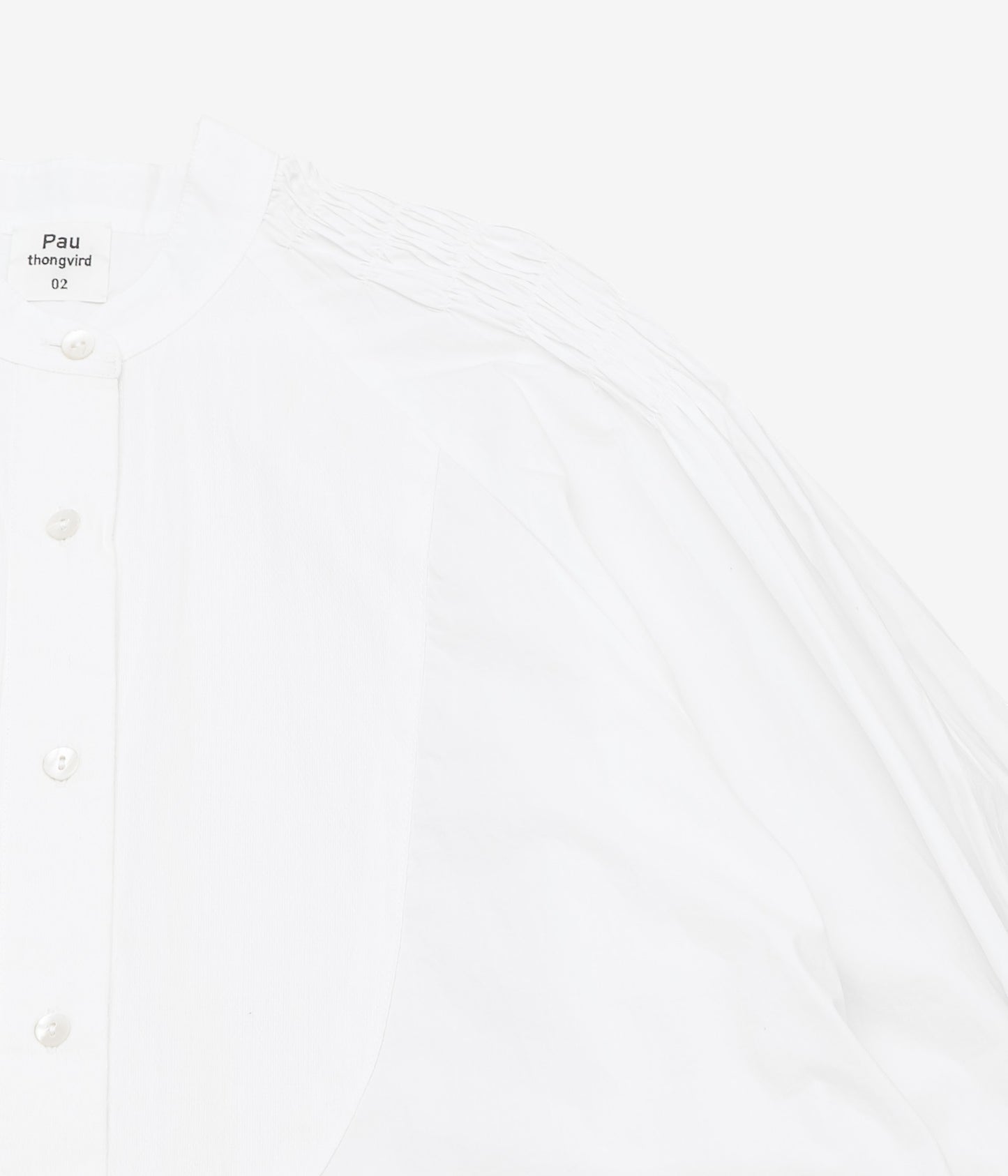 PAU THONGVIRD ''ギャザー胸当てシャツ'' (WHITE)
