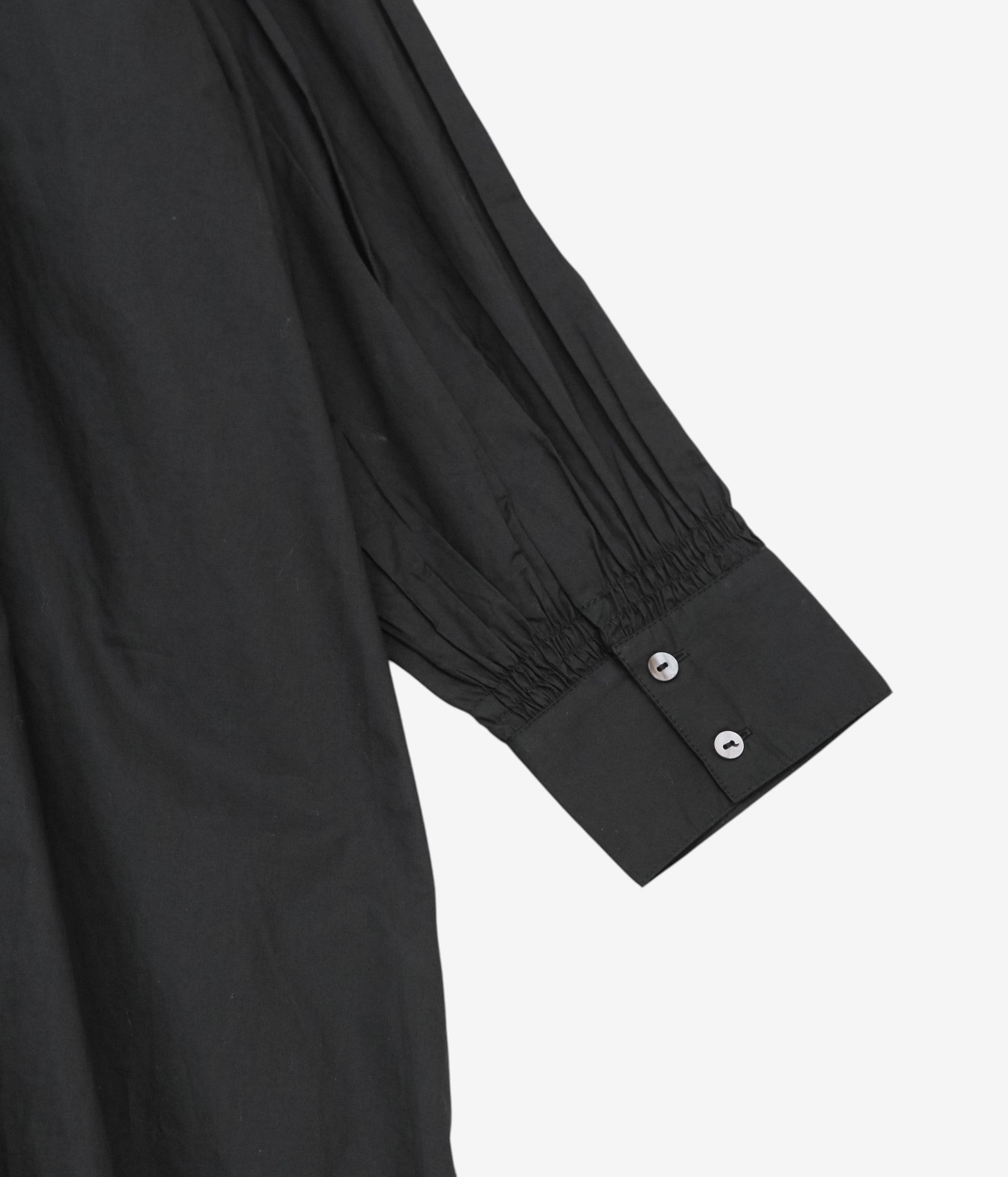 PAU THONGVIRD ''ギャザービッグシャツ'' (BLACK) – THE STORE BY MAIDENS