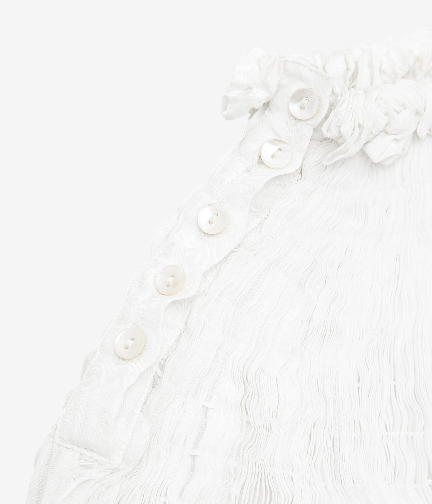 PAU THONGVIRD ''ハンドスモッキングシャツ'' (WHITE)