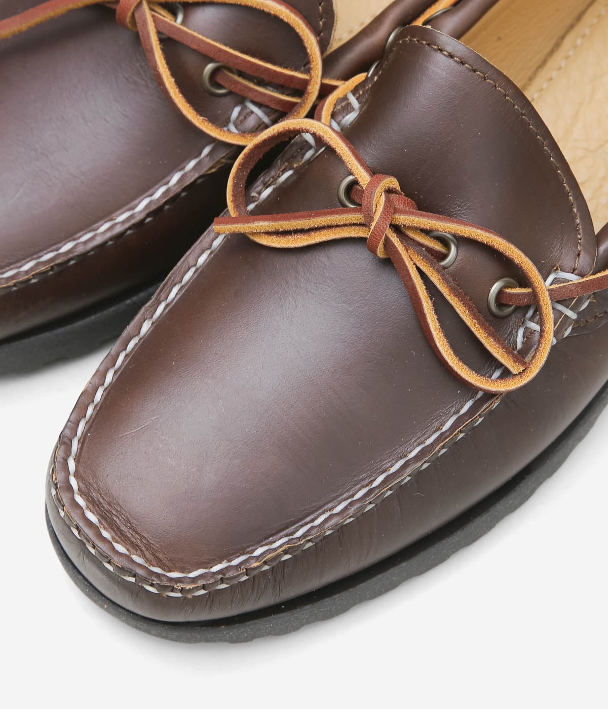 QUODDY TRAIL MOCCASIN ''CANOE SHOES(COMFORT LUG SOLE)'' (BROWN LEATHER)