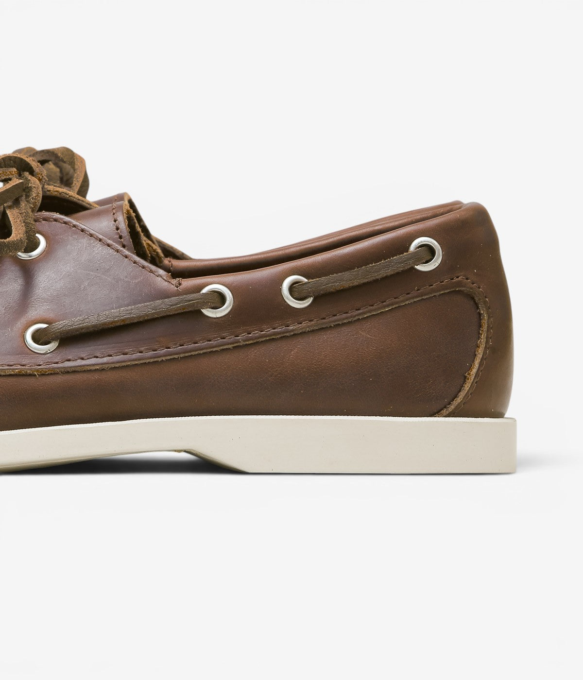 QUODDY TRAIL MOCCASIN ''HEAD BOAT SHOE(WHITE BOAT SOLE)'' (BROWN LEATHER)