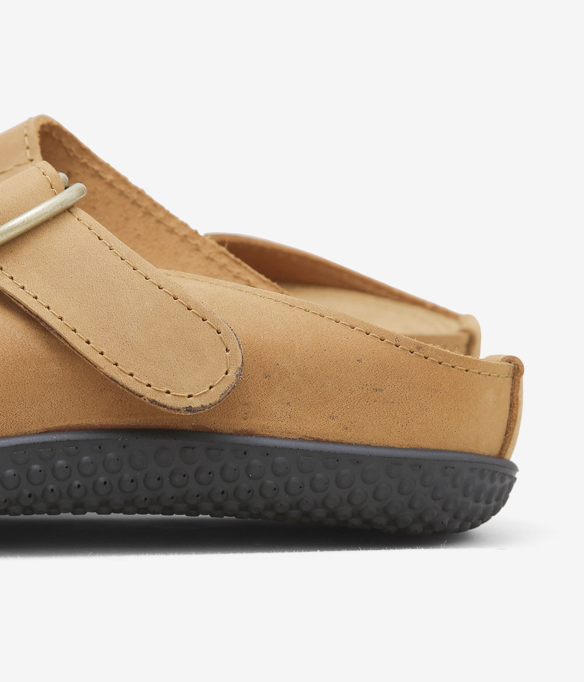 QUODDY TRAIL MOCCASIN ''LEWISTON SANDAL'' (PEANUT LEATHER) – THE