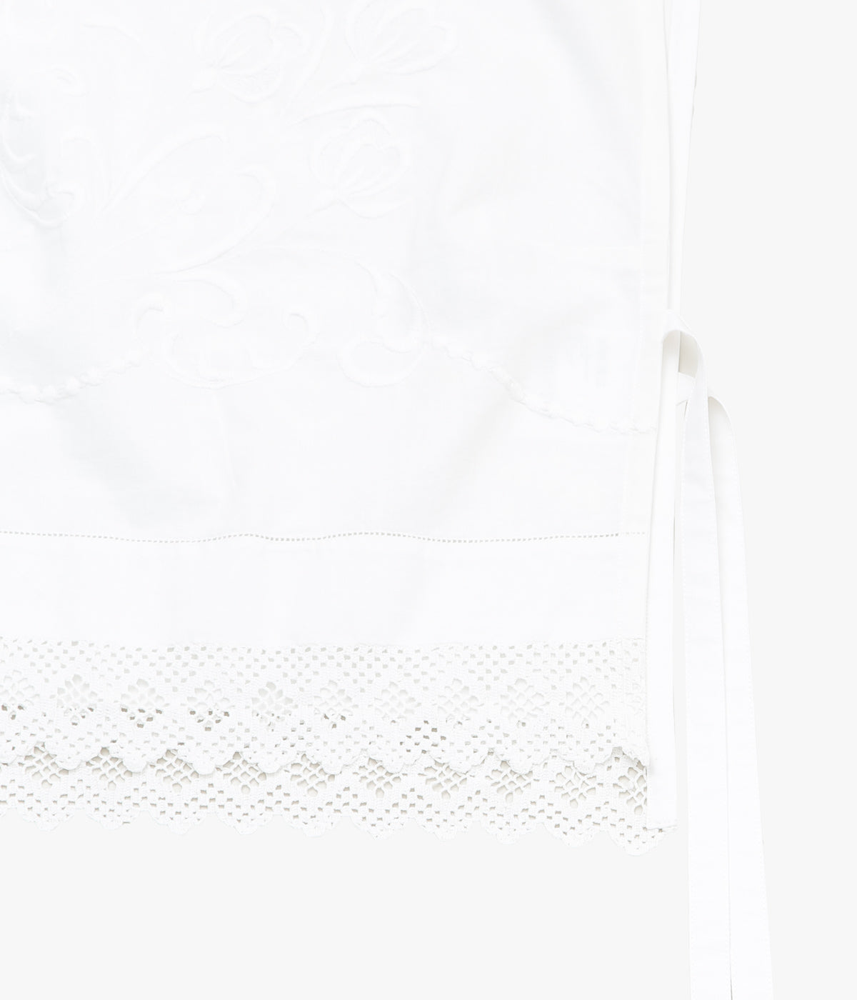 RENATA BRENHA ''TABLE RUNNER TOP /1'' (OFF WHITE, UPCYCLED)
