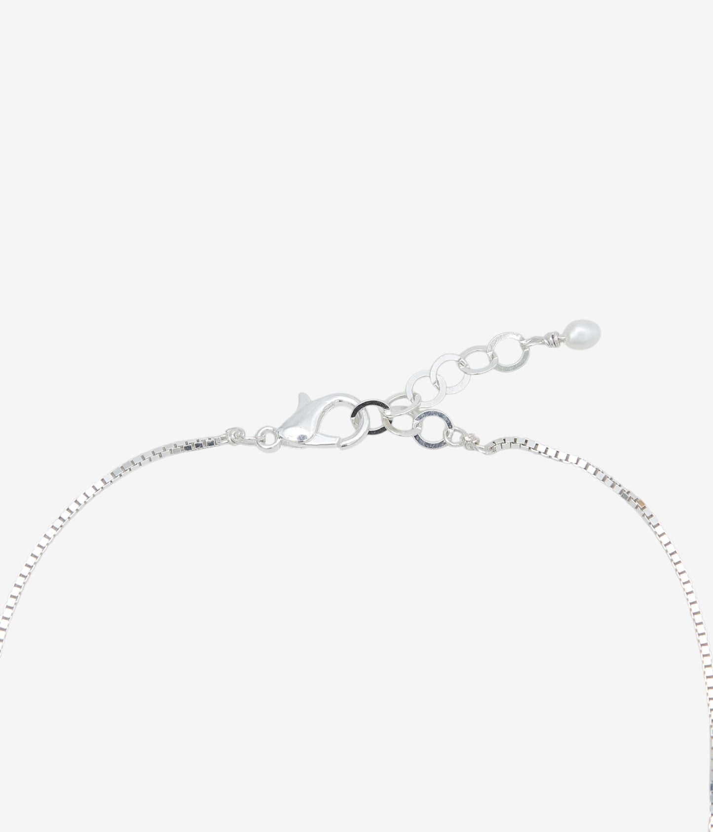 ORNAMENT&CRIME ''Y CHOKER W/ ROUND PEARL HAND DRAWING'' (SILVER/PEARL)