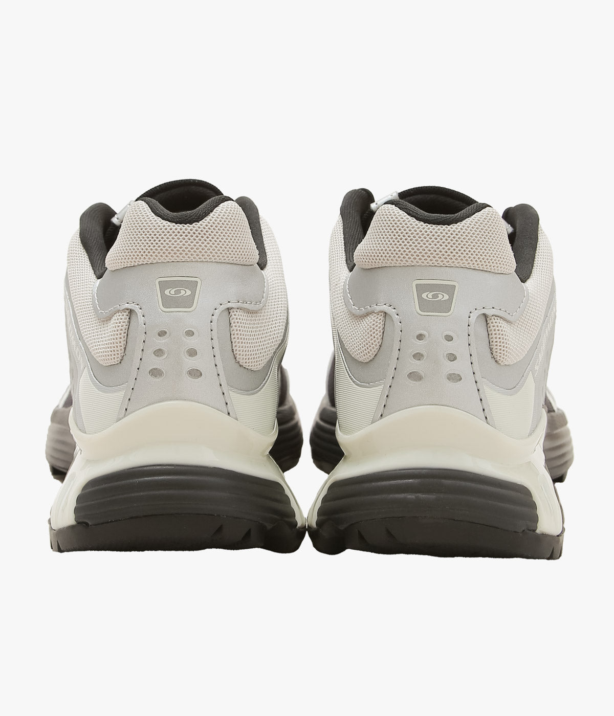 SALOMON ''XT-WHISPER'' (BLACK / FTW SILVER)