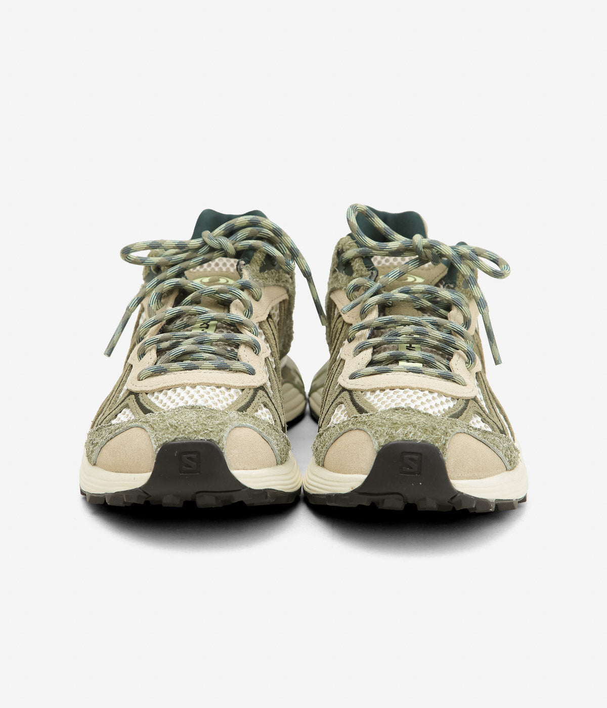SALOMON ''XT-WHISPER EMBROIDERY'' (DEEP LICHEN GREEN/EUCALYPTUS/BUTTERFLY)