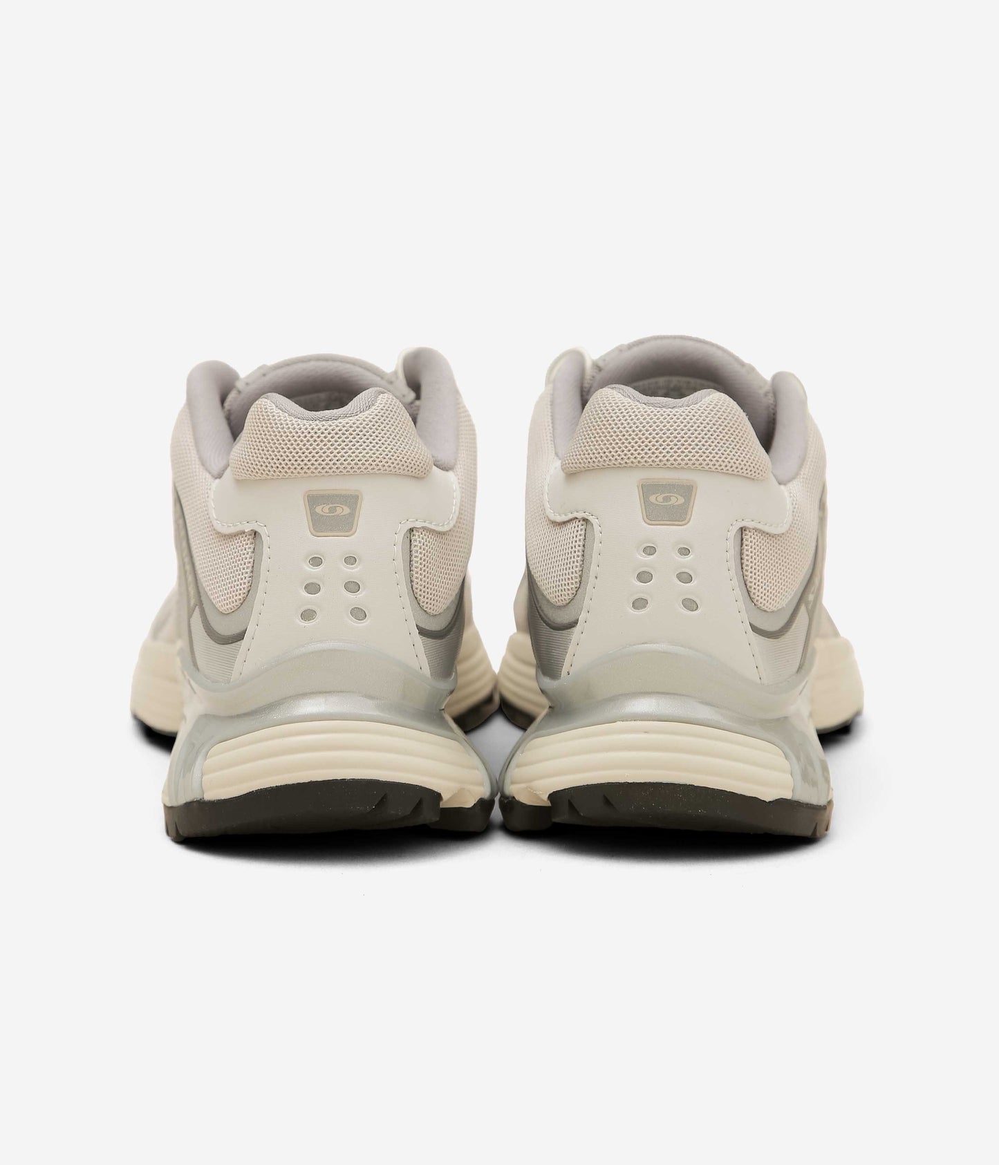 SALOMON ''XT-WHISPER'' (FTW SILVER / LUNAR ROCK / SILVER CLOUD)