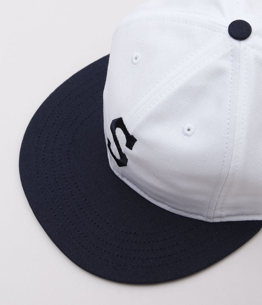 SANDLOT ''SUNTURCE'' (WHITE/NAVY)