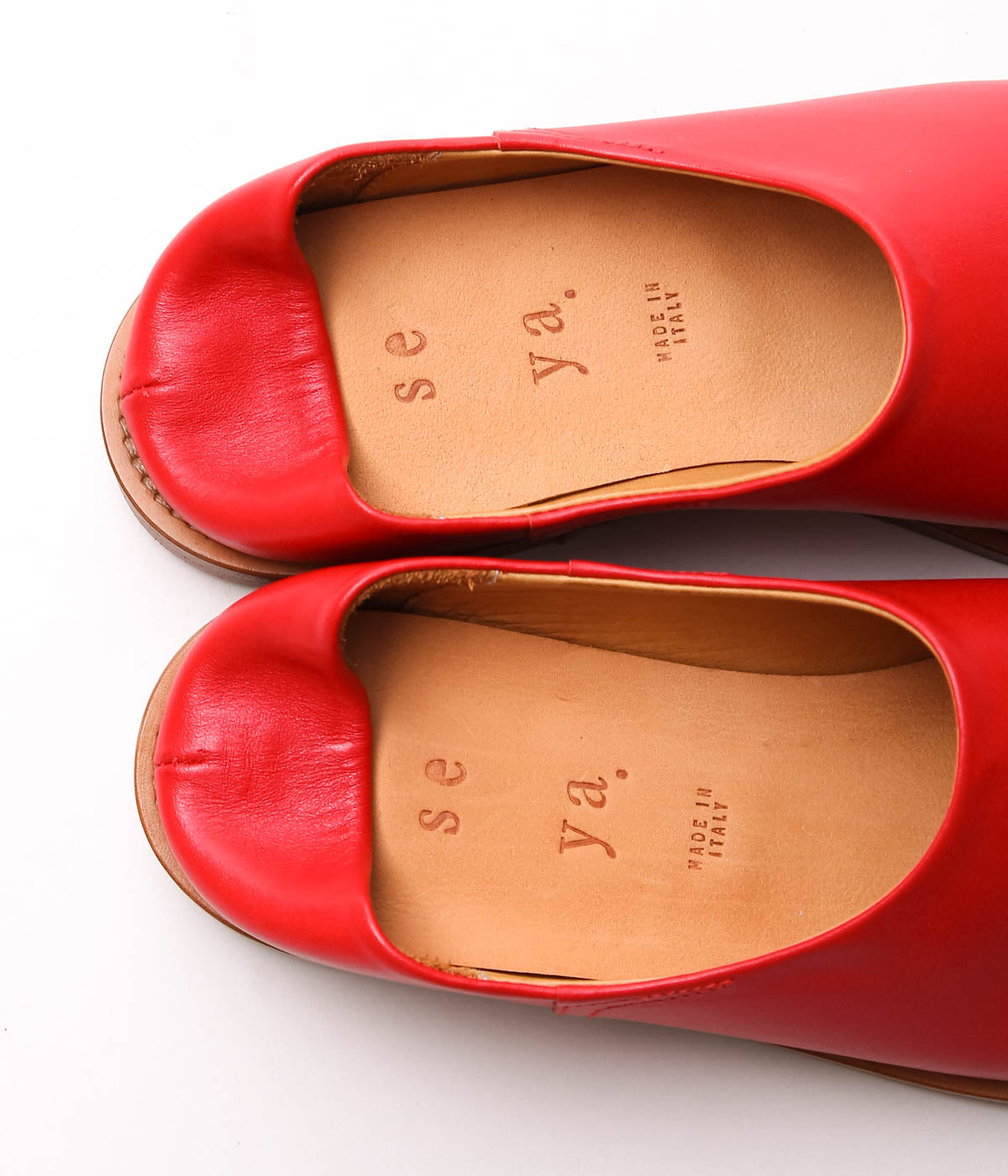 SEYA. ''BABOUCHE'' (RED)