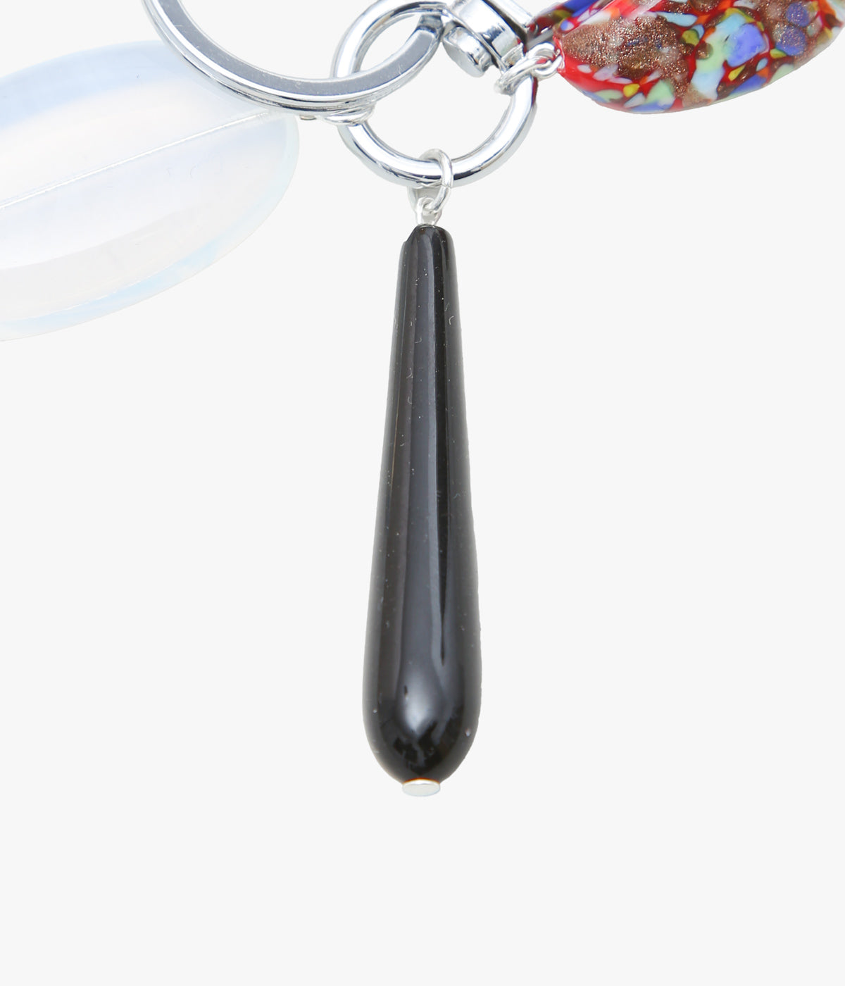 SISI JOIA ''KEYCHAIN'' (BLACK / OPALINE WHITE)