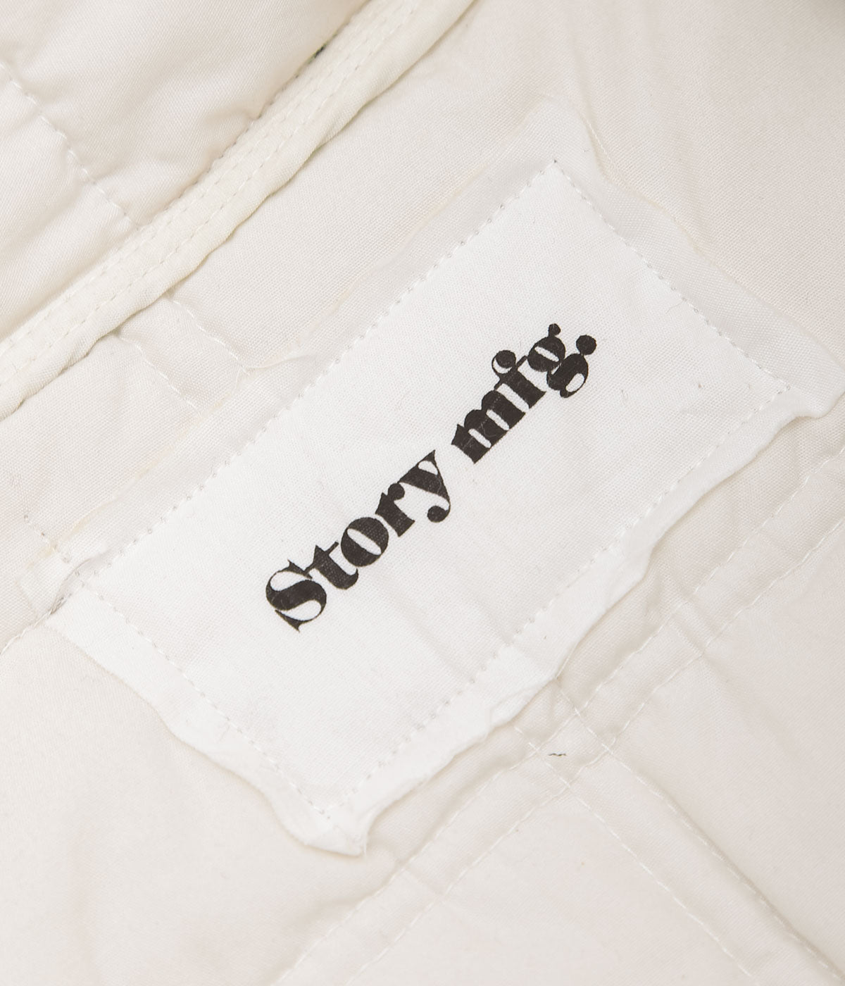 STORY MFG ''MINERAL PULLOVER'' (INTERRUPTED BEADS)