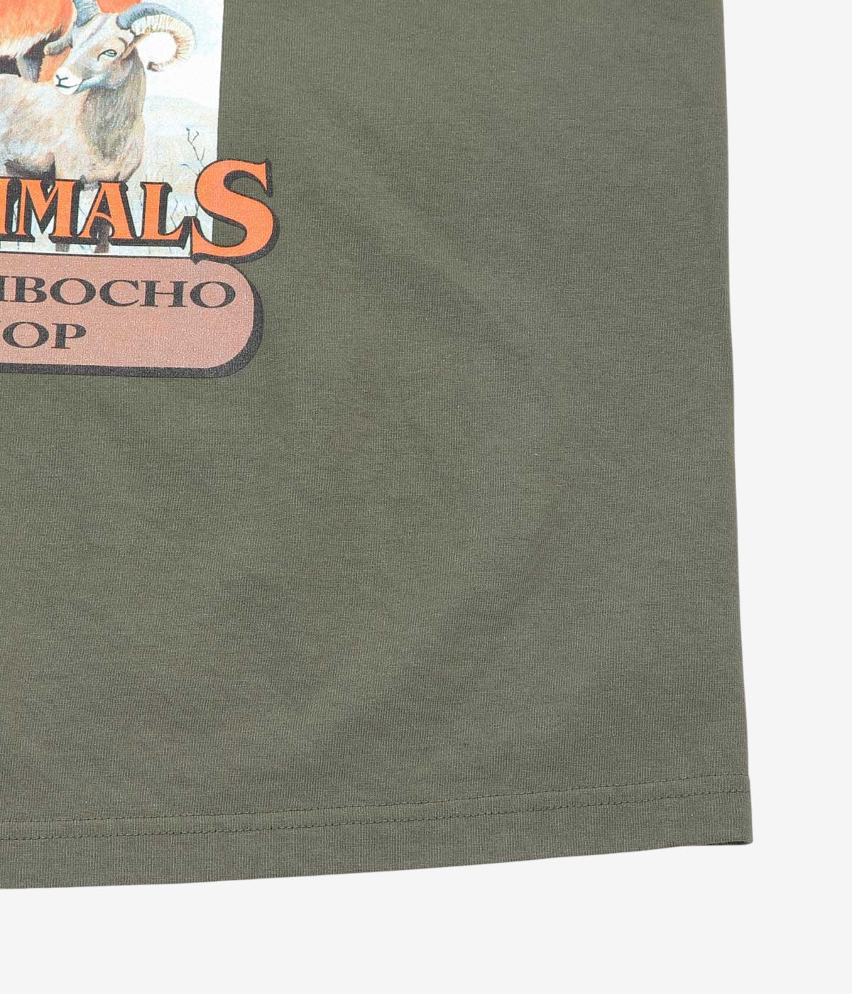 STUDIO ANIMALS ''STUDIO ANIMALES × TAKURO NAKAMURA "USA ANIMALS TEE"'' (OLIVE)