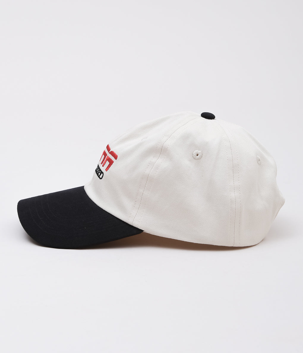 STUDIO WEAREALLANIMALS ''"SPORT LOGO" CAP'' (OFF WHITE/BLACK)